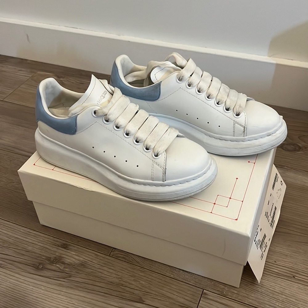 Alexander McQueen Women Shoes 37